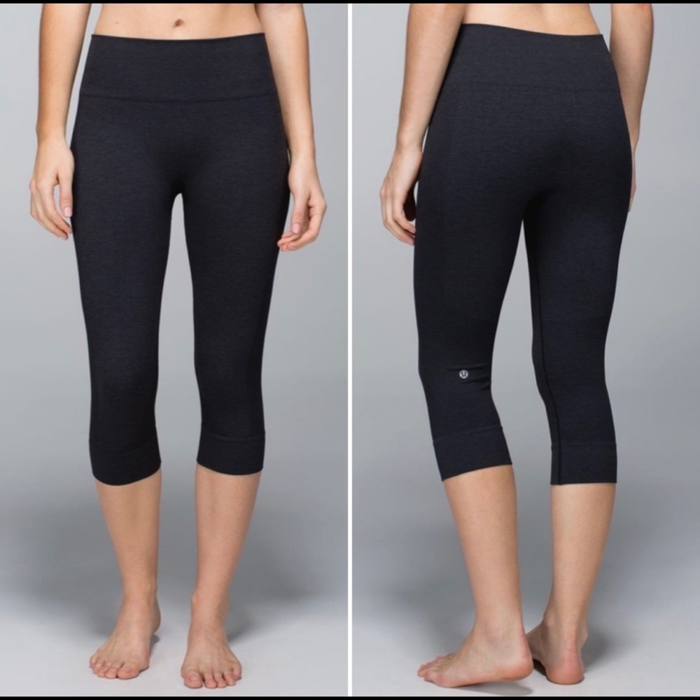 Lululemon Seamlessly Street Crop Leggings